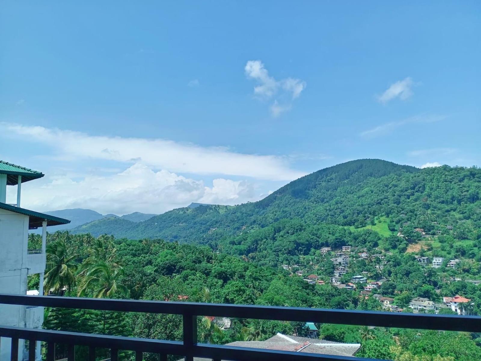 Mountain View Apartment Kandy Exterior photo